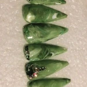 Green Everglades Marbles Pressons